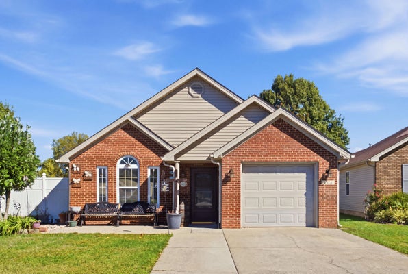 1378 EQUESTRIAN WAY, FRANKFORT, KY 40601 - Image 7fc579181e2e9bc1e8dab62a992b6083/3355816104