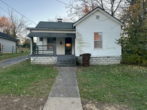 Photo of 114 Magnolia Street, Winchester, KY 40391 (MLS # 25506511)