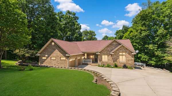 284 CRYSTAL CREEK CIR, CADIZ, KY 42211 - Image 813a39bca38dbdec8d79390b73aaf2e7/3398407738