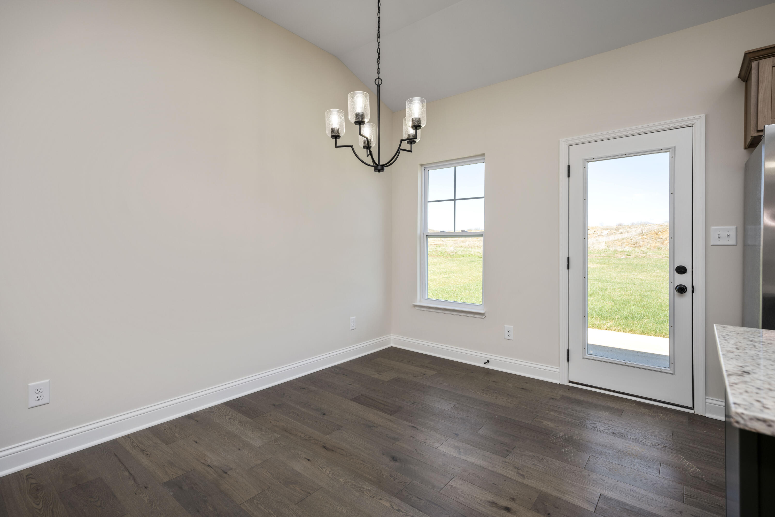 Richmond, Kentucky 40475, United States, 3 Bedrooms Bedrooms, ,2 BathroomsBathrooms,Residential,Active,50999