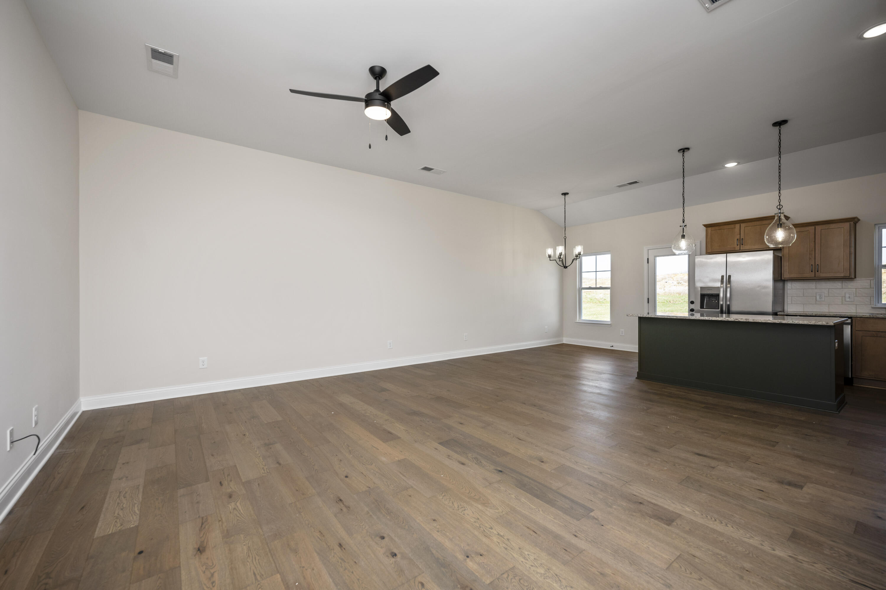 Richmond, Kentucky 40475, United States, 3 Bedrooms Bedrooms, ,2 BathroomsBathrooms,Residential,Active,50999