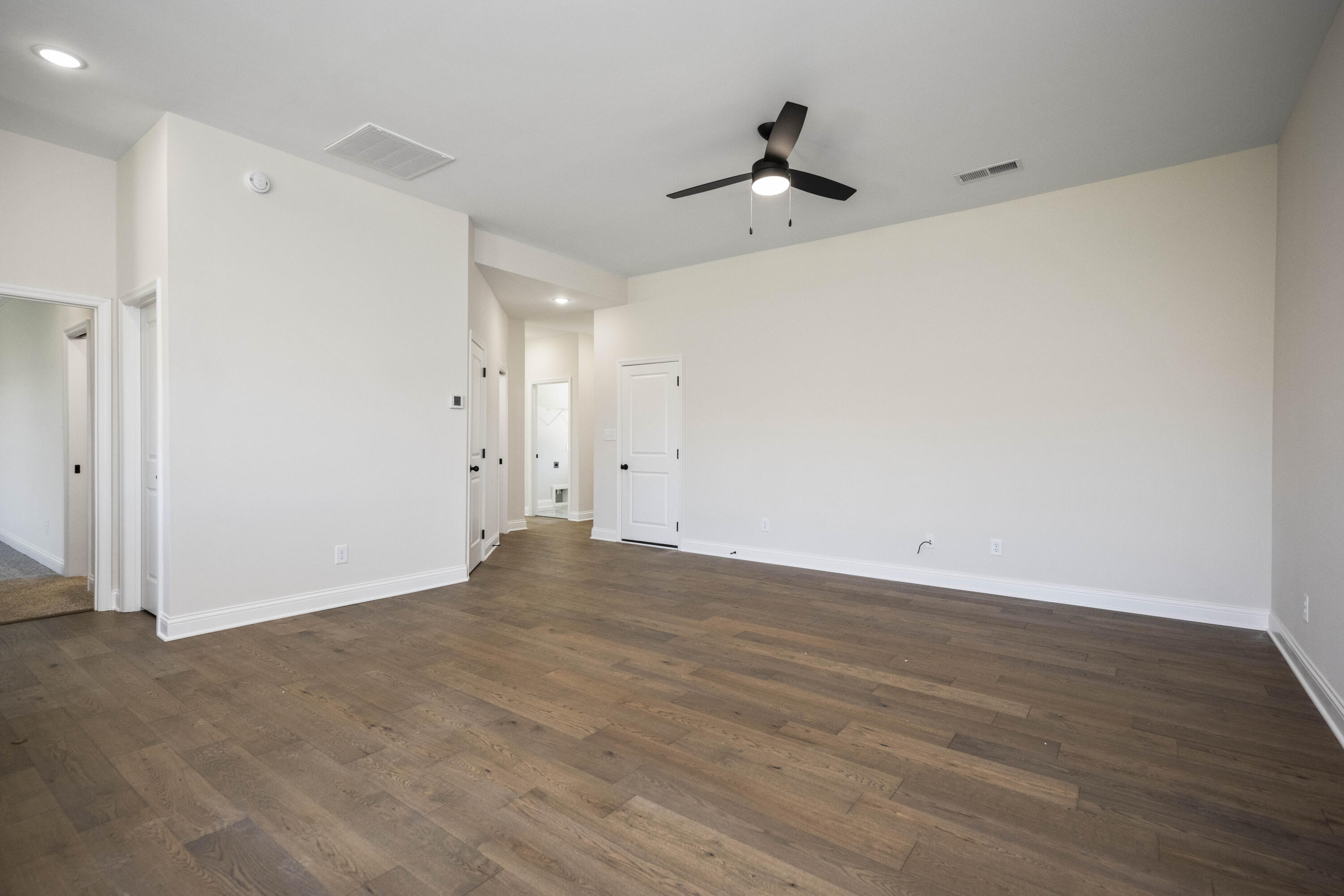 Richmond, Kentucky 40475, United States, 3 Bedrooms Bedrooms, ,2 BathroomsBathrooms,Residential,Active,50999