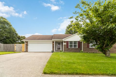 Photo of 505 Elleigh Way, Richmond, KY 40475 (MLS # 25015289)