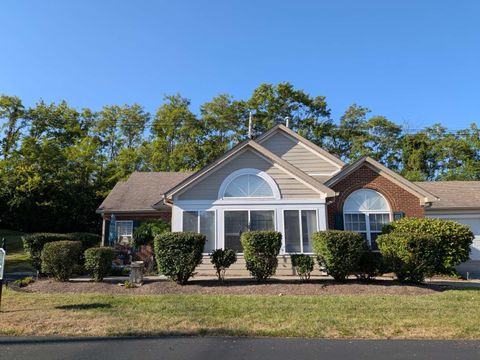 Photo of 216 Windsor Way, Nicholasville, KY 40356 (MLS # 25504507)
