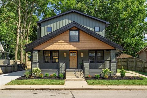 Photo of 132 Victory Avenue, Lexington, KY 40502 (MLS # 25019070)
