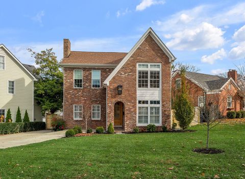 Photo of 373 Cochran Road, Lexington, KY 40502 (MLS # 25507488)