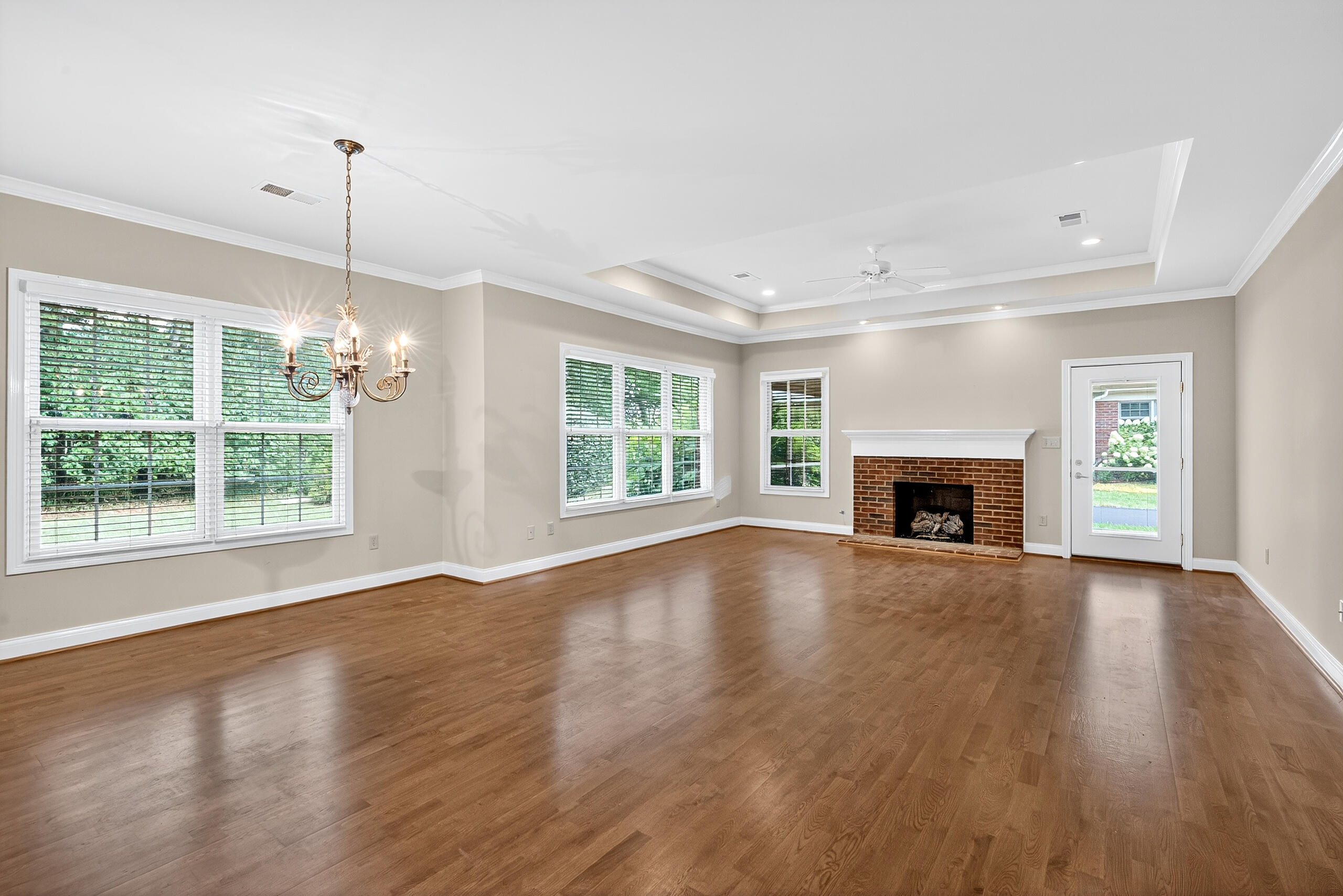 Lexington, Kentucky 40509, United States, 4 Bedrooms Bedrooms, ,3 BathroomsBathrooms,Residential,Active,202650