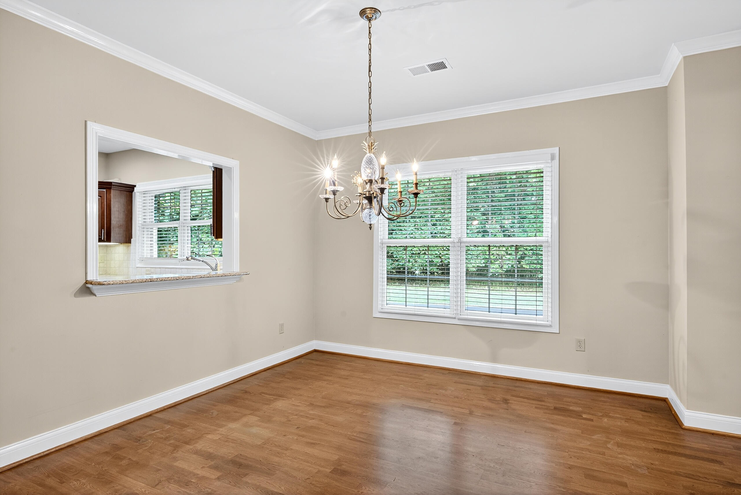 Lexington, Kentucky 40509, United States, 4 Bedrooms Bedrooms, ,3 BathroomsBathrooms,Residential,Active,202650