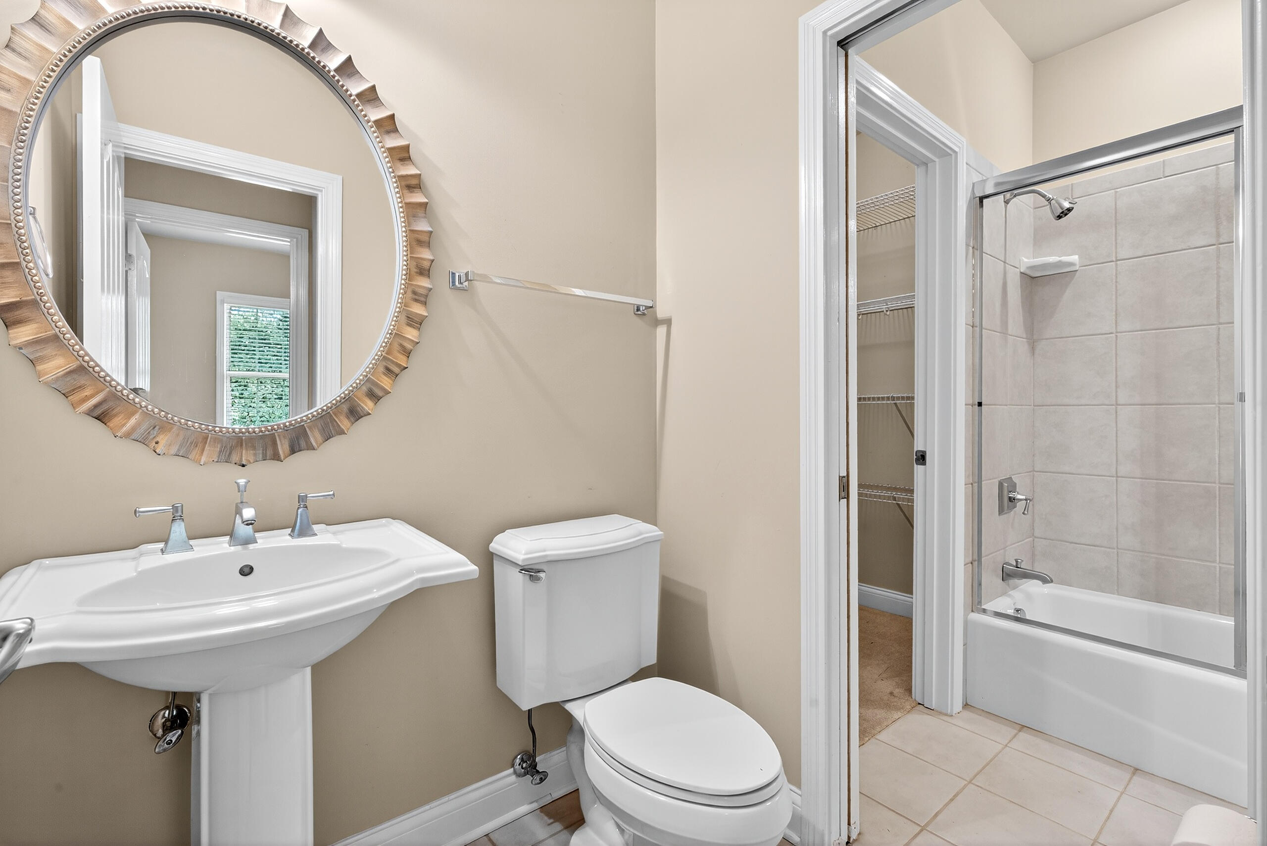 Lexington, Kentucky 40509, United States, 4 Bedrooms Bedrooms, ,3 BathroomsBathrooms,Residential,Active,202650