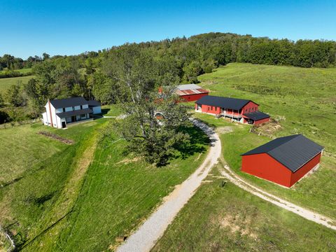 Photo of 599 Watson Chapel Road, Liberty, KY 42539 (MLS # 25503705)