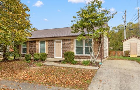 Photo of 3883 Dylan Place, Lexington, KY 40514 (MLS # 25505436)