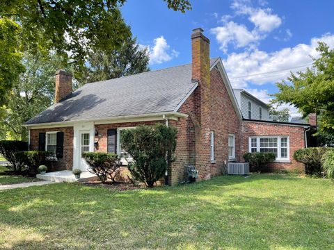 Photo of 305-307 Hillsboro Avenue, Lexington, KY 40511 (MLS # 25501217)