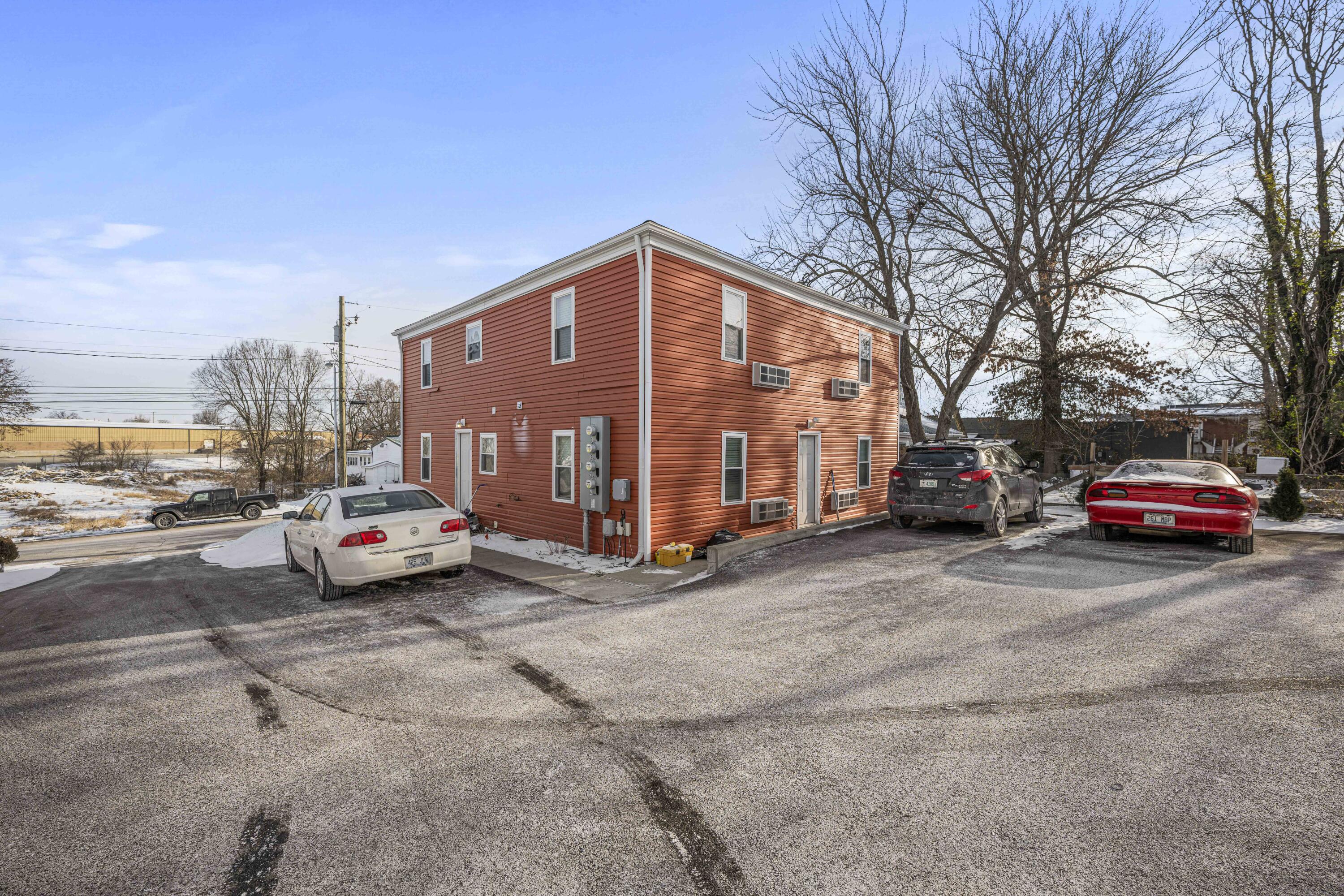 Richmond, Kentucky 40475, United States, 4 Bedrooms Bedrooms, ,4 BathroomsBathrooms,Residential,Contingent,12718