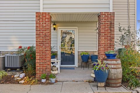 Photo of 2414 Lake Park Road 4106 #4106, Lexington, KY 40502 (MLS # 25506841)