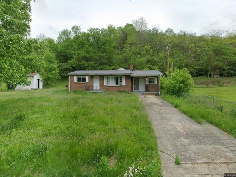 Photo of 2640 Tates Creek Road, Richmond, KY 40475 (MLS # 25017724)