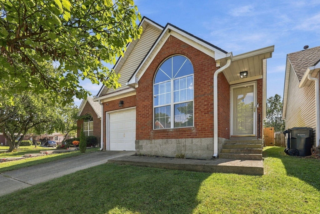 Photo of 4796 Moss Creek Dr Drive, Lexington, KY 40515 (MLS # 26025703)
