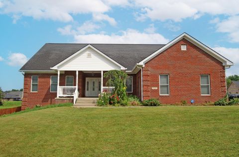 Photo of 1016 Cedar Ridge Lane, Versailles, KY 40383 (MLS # 25013878)
