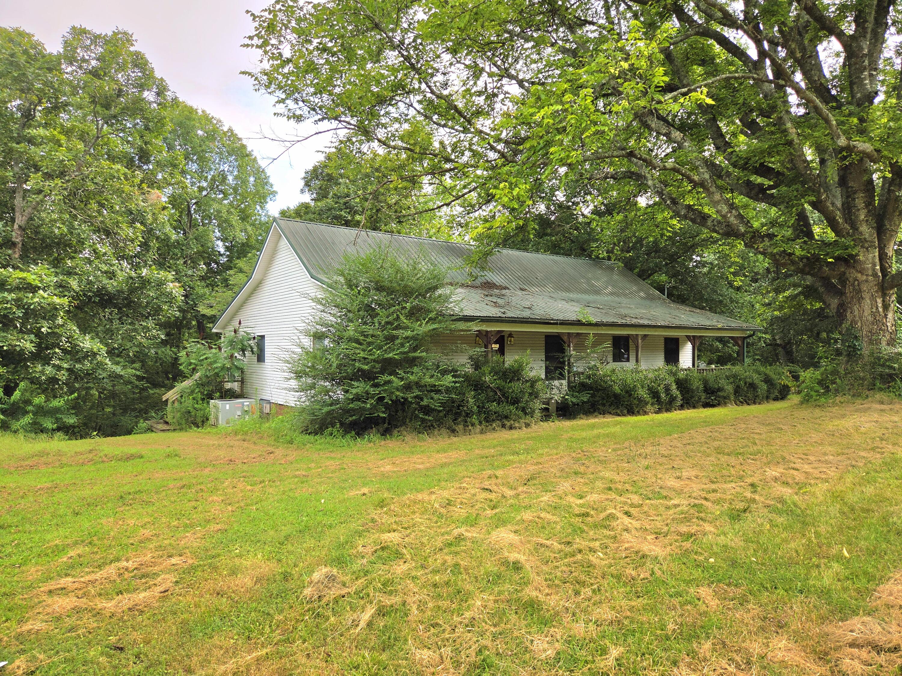 Photo 1 of 23 — 642 Oakley Road, Benton, KY 42025