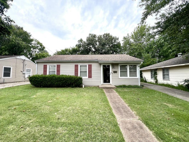 3219 Lorine Lane