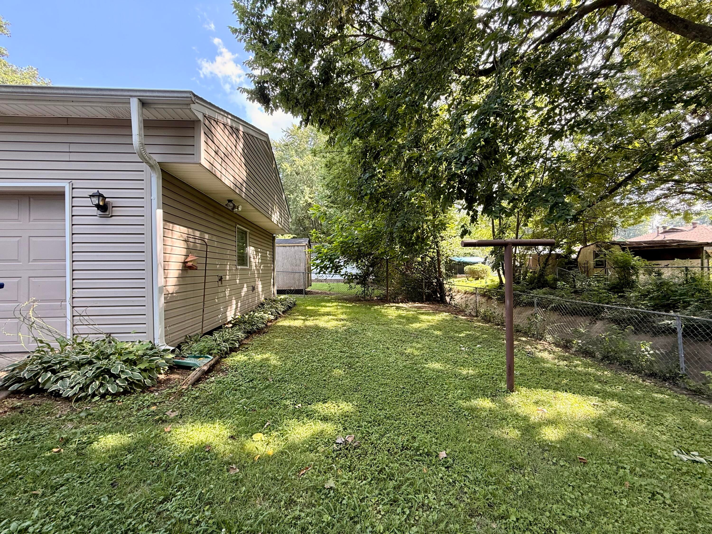 3219 Lorine Lane - Photo 3
