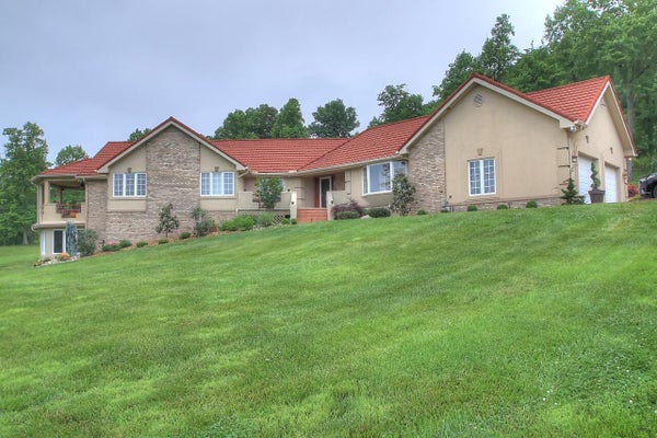 532 BECKS CREEK RD, WILLIAMSBURG, KY 40769 - Image 889ecf925f9a5d452ea02e09d3da4d39/877527308