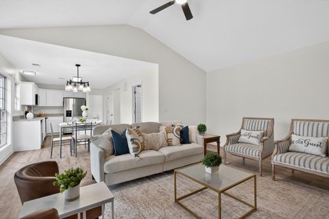 Photo of 2988 Sandersville Road, Lexington, KY 40511 (MLS # 26001207)