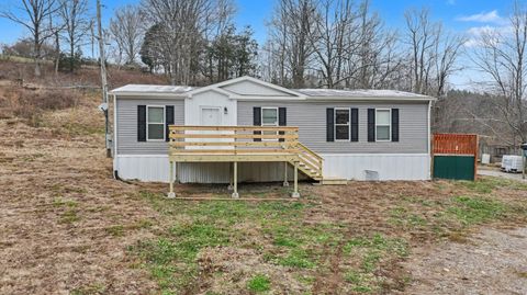 Photo of 421 Shallow Ford Road, Richmond, KY 40475 (MLS # 25507784)
