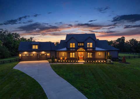Property photo of 5039 Combs Ferry Road, Winchester, KY 40391