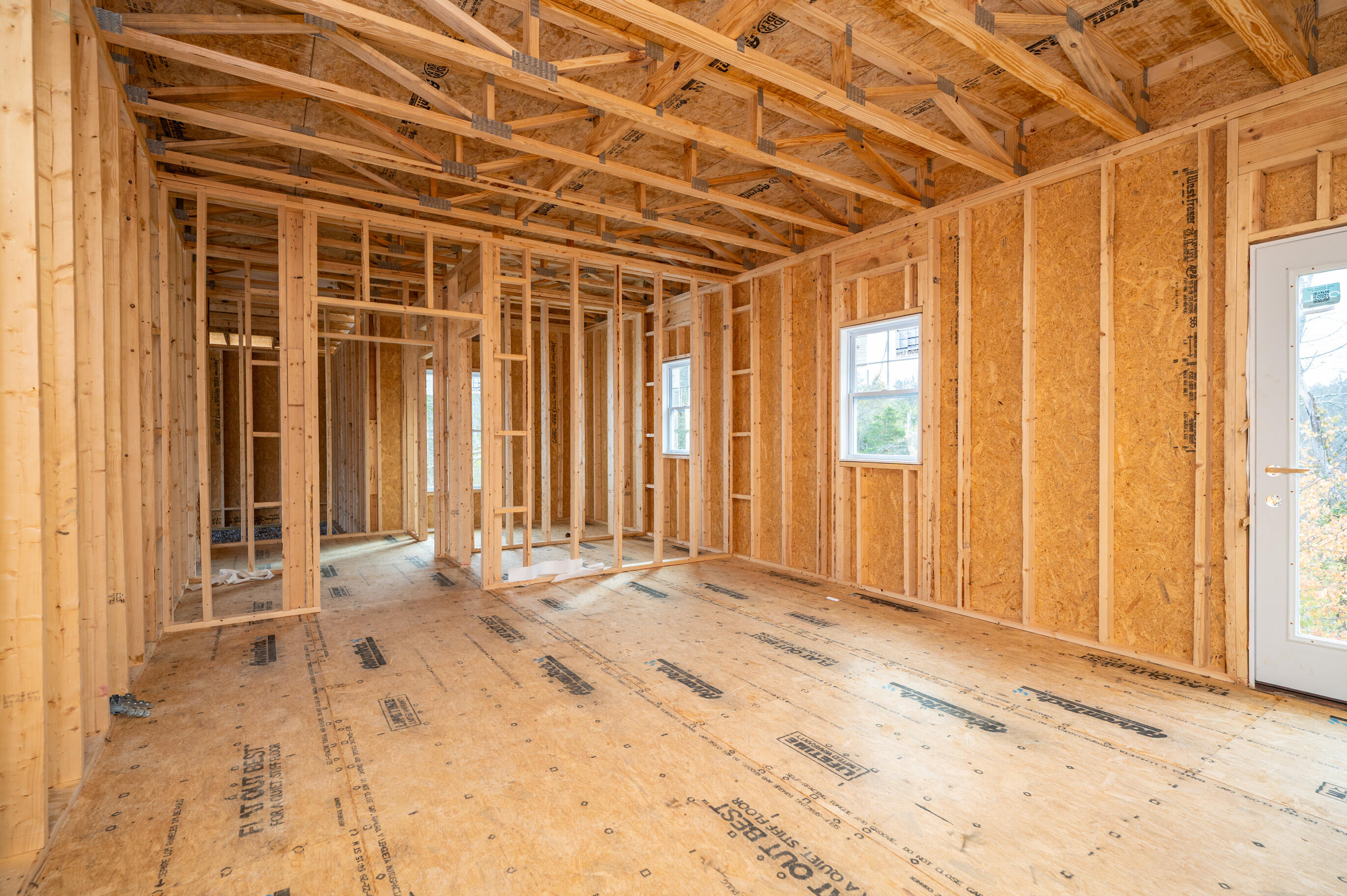 Richmond, Kentucky 40475, United States, 4 Bedrooms Bedrooms, ,3 BathroomsBathrooms,Residential,Active,203743