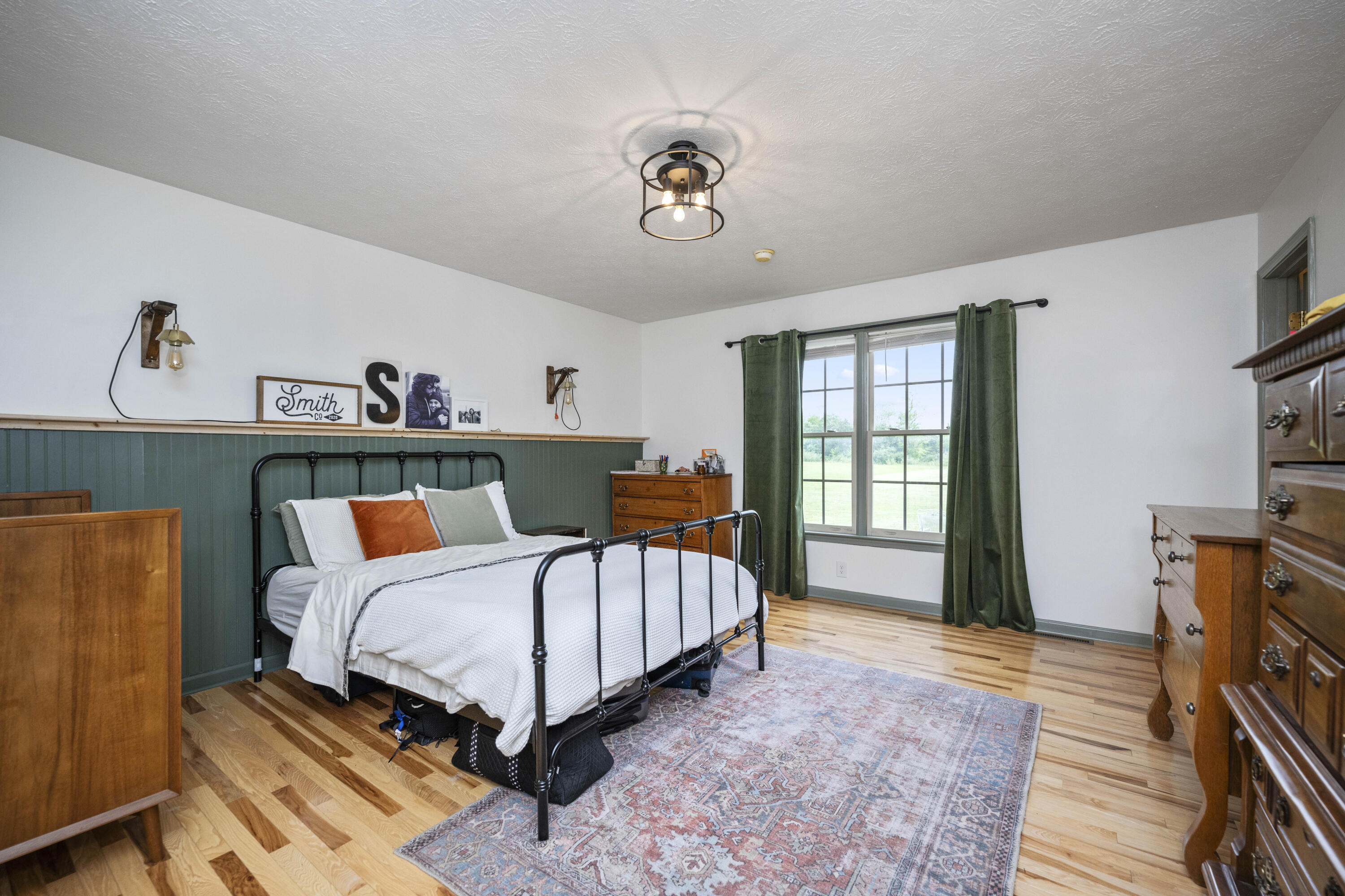 Berea, Kentucky 40403, United States, 3 Bedrooms Bedrooms, ,2 BathroomsBathrooms,Residential,Pending,126069