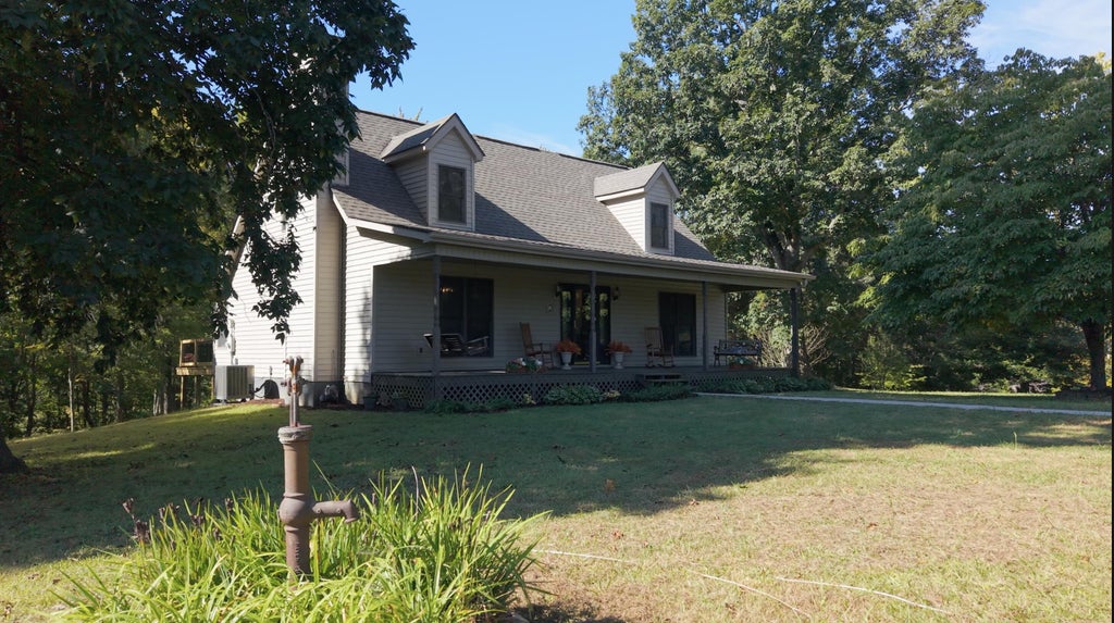 Photo of 2549 2549 Bowling Ridge Rd Road, Brodhead, KY 40409 (MLS # 26025827)