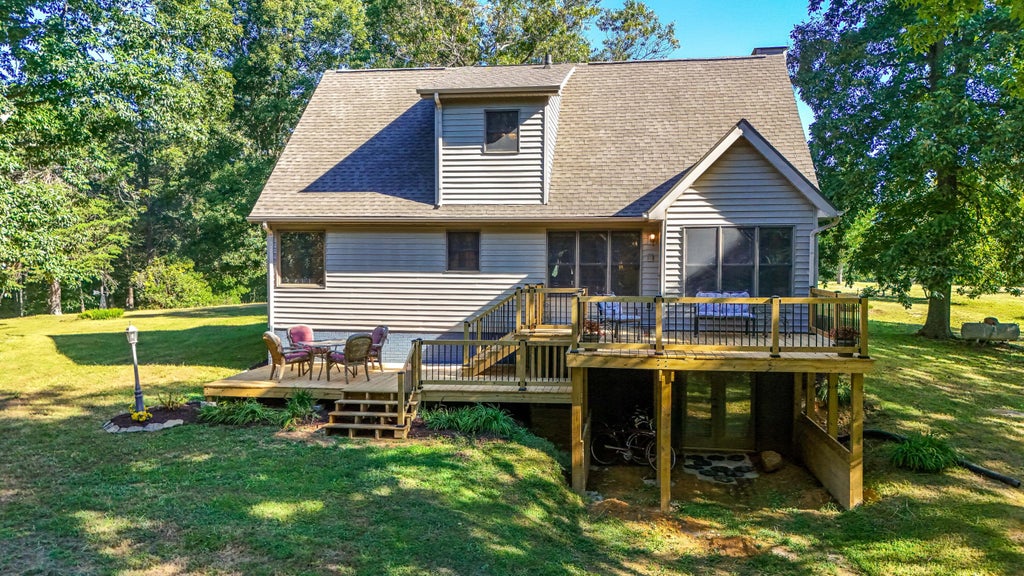 Photo of 2549 2549 Bowling Ridge Rd Road, Brodhead, KY 40409 (MLS # 26025827)