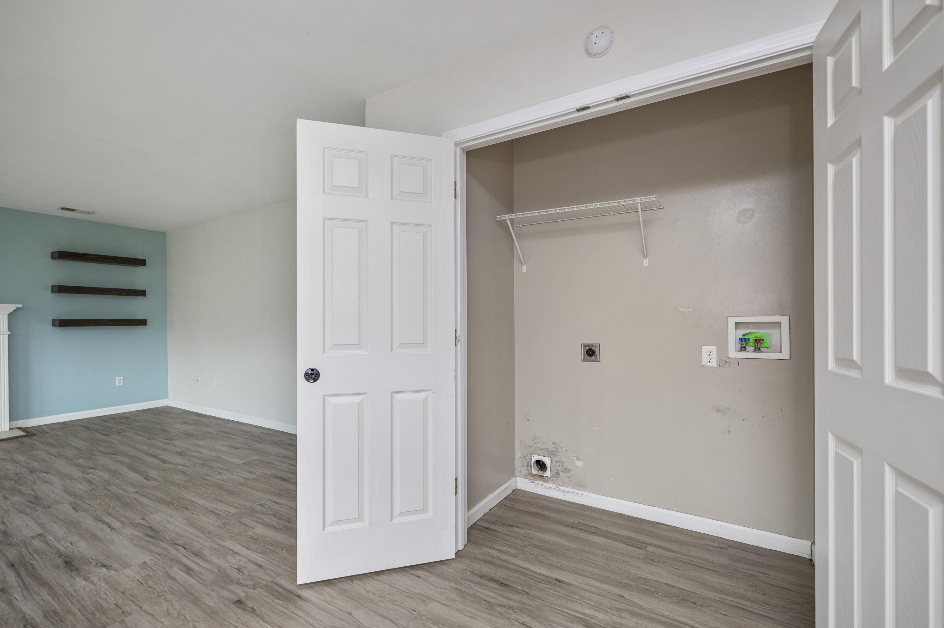 Richmond, Kentucky 40475, United States, 4 Bedrooms Bedrooms, ,3 BathroomsBathrooms,Residential,Active,217951