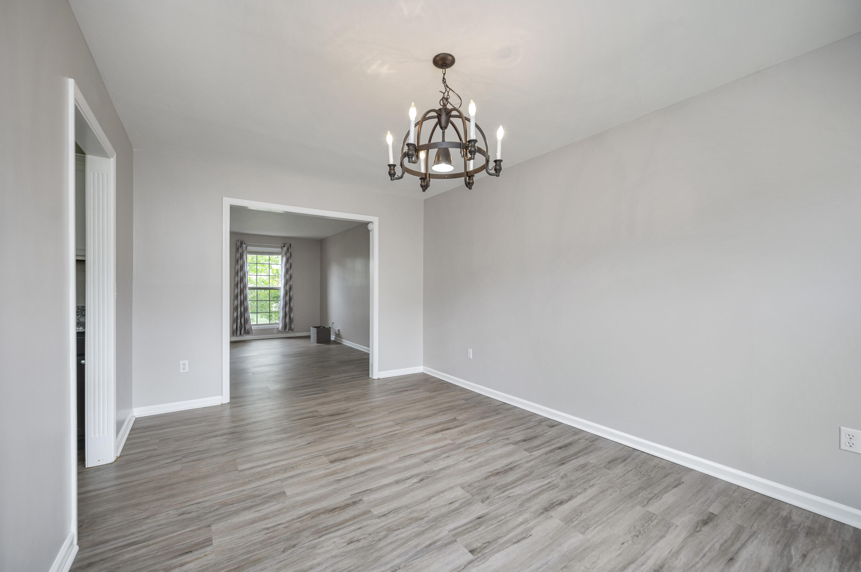 Richmond, Kentucky 40475, United States, 4 Bedrooms Bedrooms, ,3 BathroomsBathrooms,Residential,Active,217951