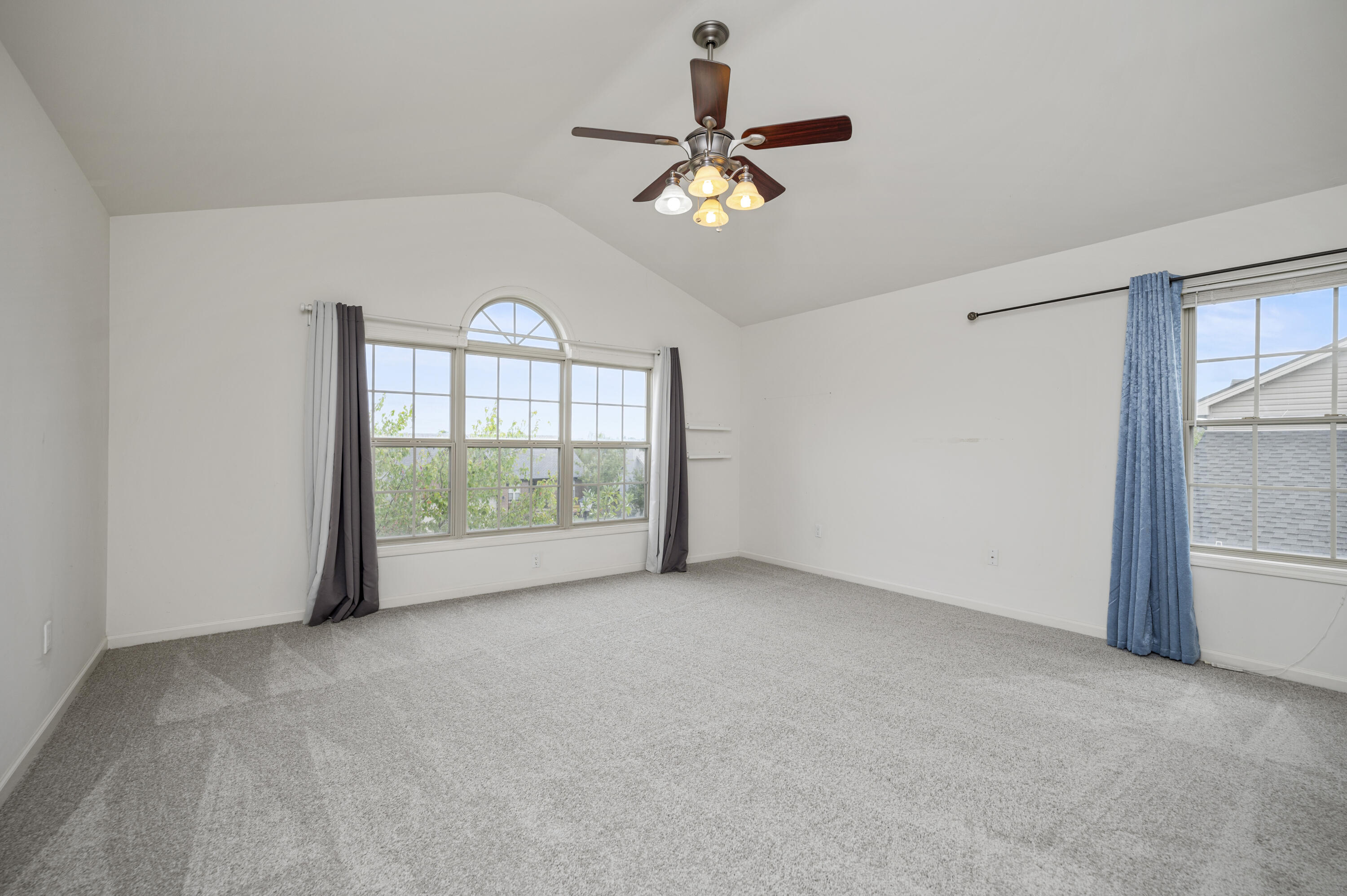 Richmond, Kentucky 40475, United States, 4 Bedrooms Bedrooms, ,3 BathroomsBathrooms,Residential,Active,217951