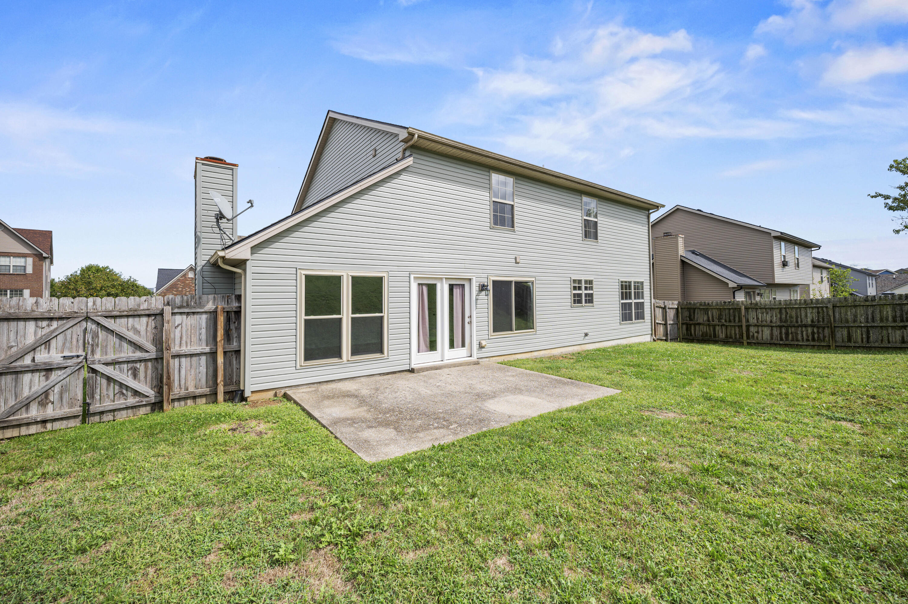 Richmond, Kentucky 40475, United States, 4 Bedrooms Bedrooms, ,3 BathroomsBathrooms,Residential,Active,217951