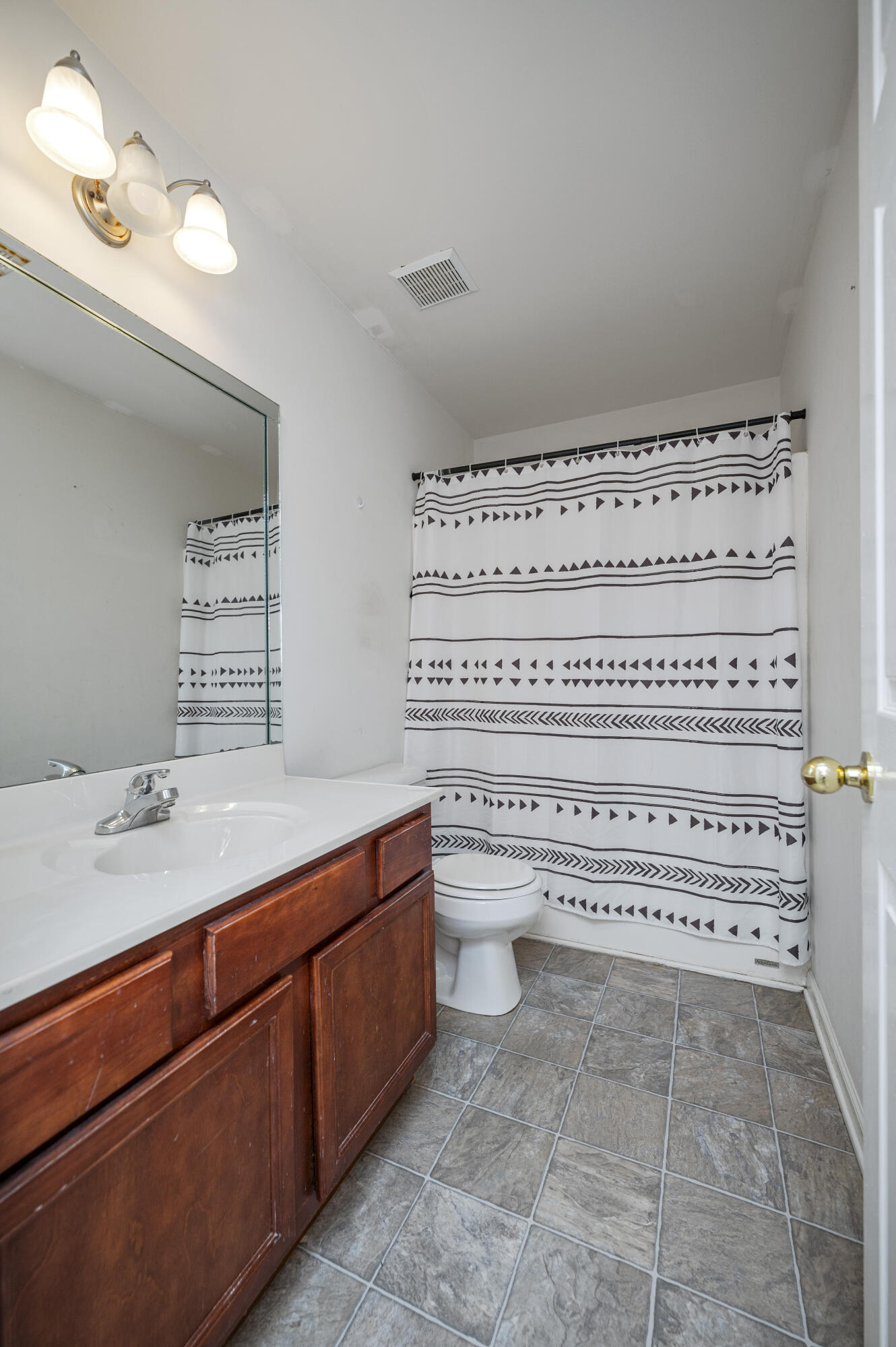 Richmond, Kentucky 40475, United States, 4 Bedrooms Bedrooms, ,3 BathroomsBathrooms,Residential,Active,217951