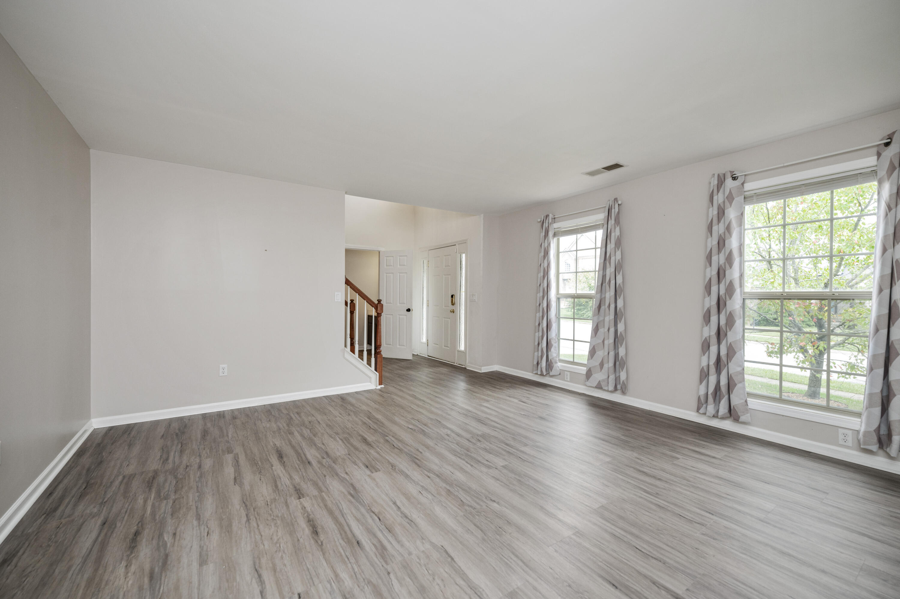 Richmond, Kentucky 40475, United States, 4 Bedrooms Bedrooms, ,3 BathroomsBathrooms,Residential,Active,217951