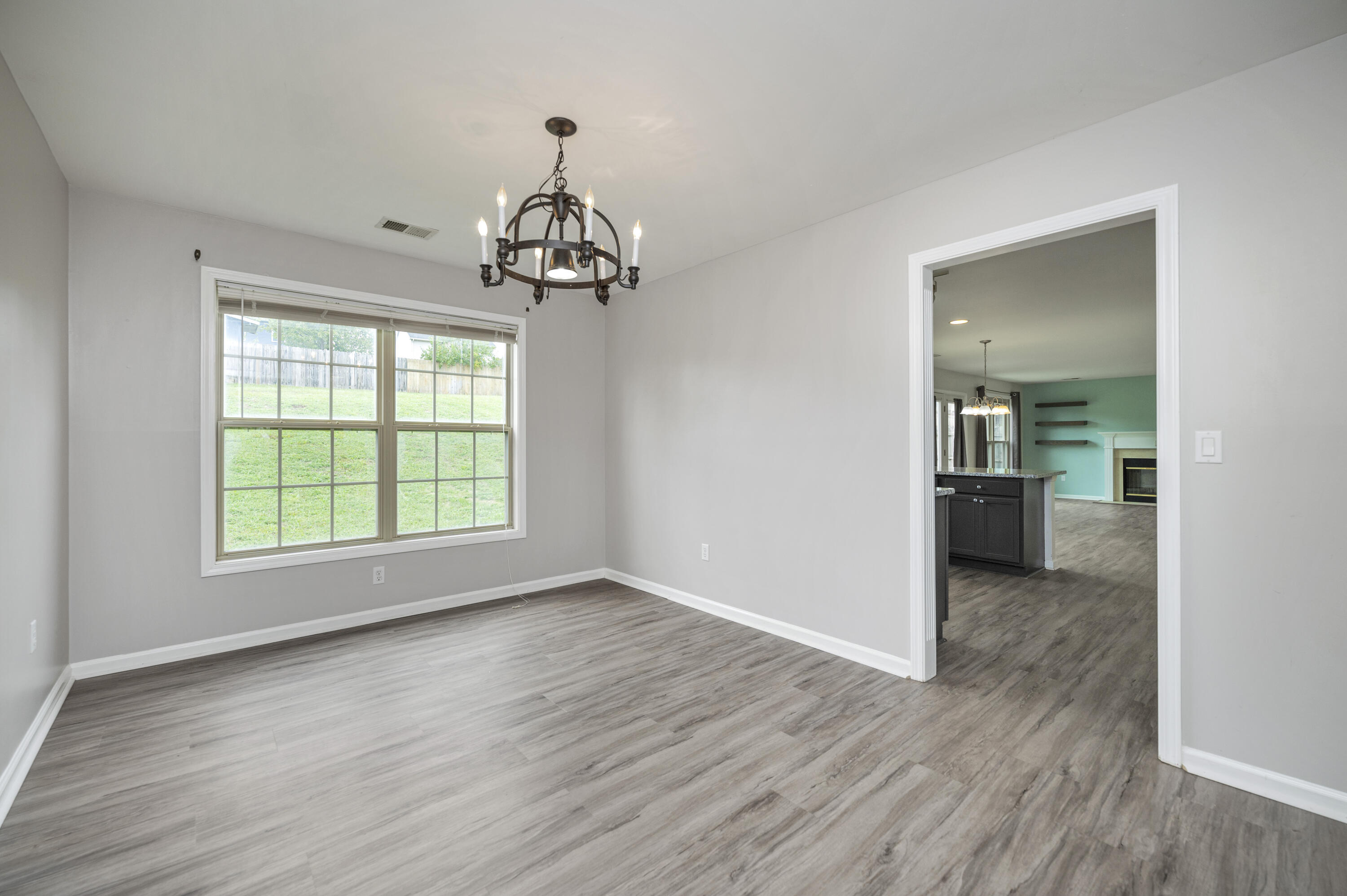 Richmond, Kentucky 40475, United States, 4 Bedrooms Bedrooms, ,3 BathroomsBathrooms,Residential,Active,217951