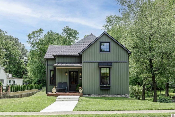 Photo 1 of 44 — 811 Olive Street, Murray, KY 42071