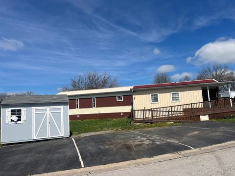 Property photo of 404 Mount Vernon Drive, Winchester, KY 40391