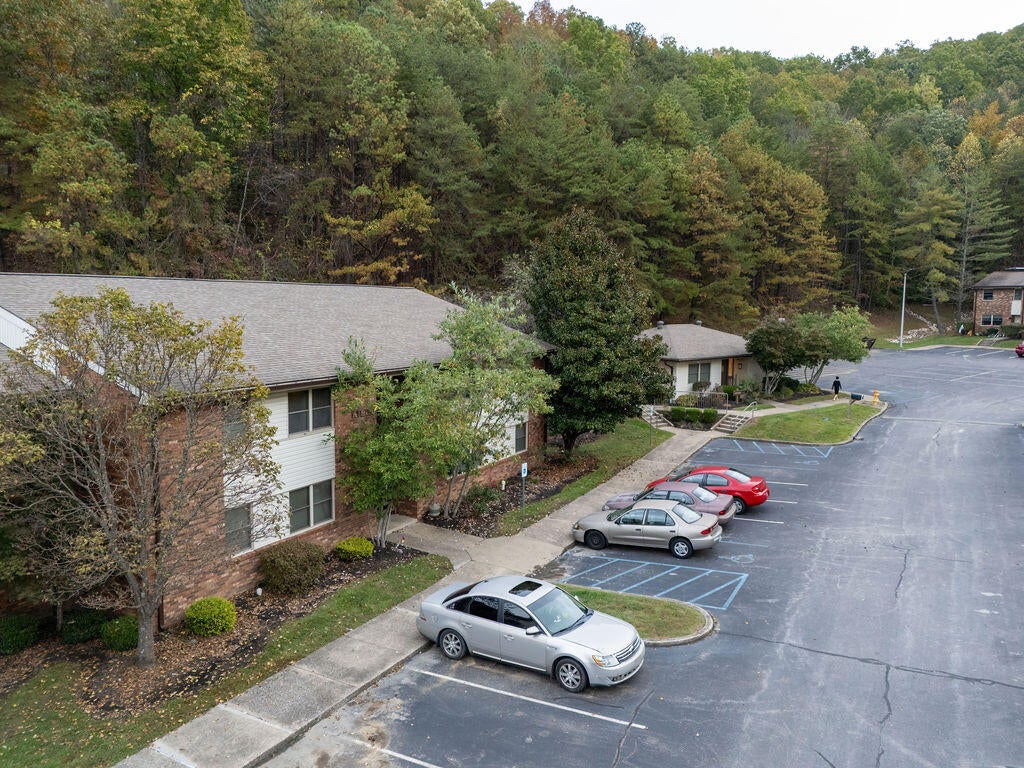 300 Pine Ridge Drive