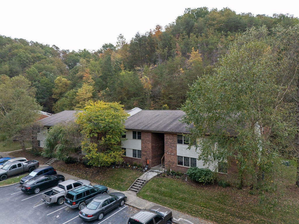 300 Pine Ridge Drive