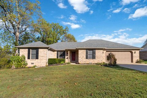 Photo of 390 Hidden Springs Drive, Somerset, KY 42503 (MLS # 25503053)