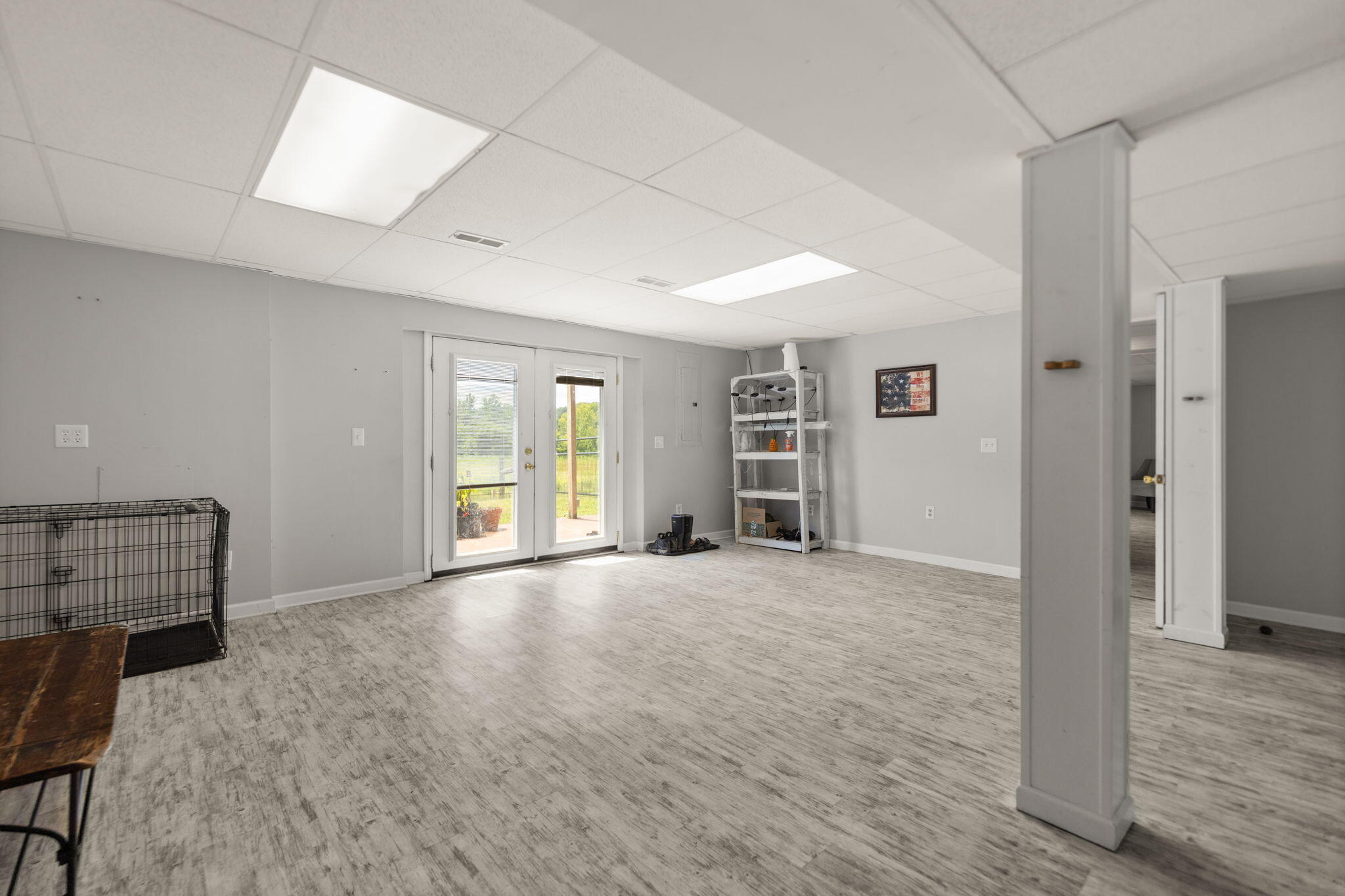 Irvine, Kentucky 40336, United States, 4 Bedrooms Bedrooms, ,4 BathroomsBathrooms,Residential,Pending,173322