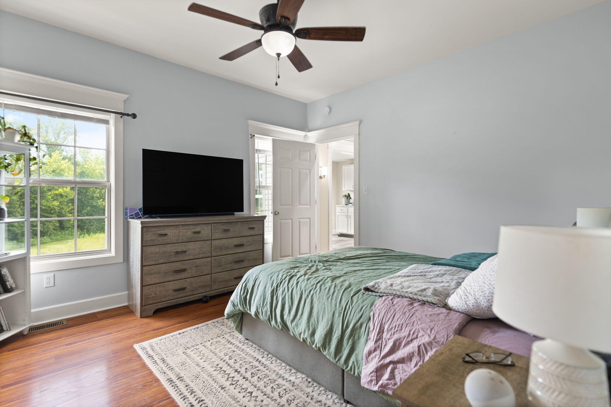 Irvine, Kentucky 40336, United States, 4 Bedrooms Bedrooms, ,4 BathroomsBathrooms,Residential,Pending,173322