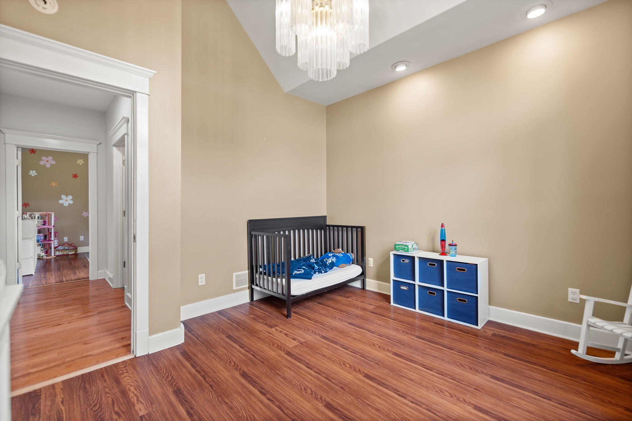 Irvine, Kentucky 40336, United States, 4 Bedrooms Bedrooms, ,4 BathroomsBathrooms,Residential,Pending,173322