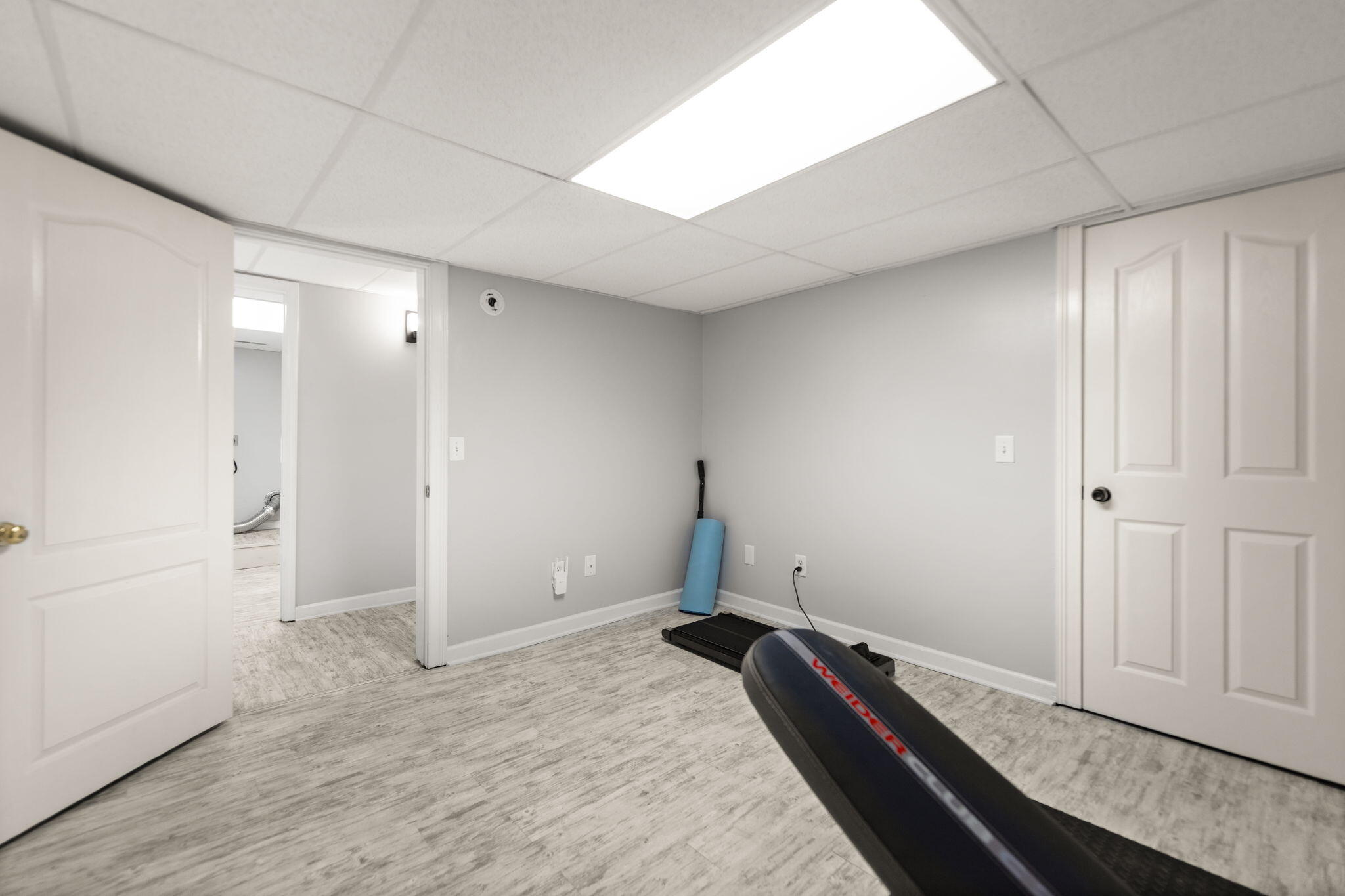 Irvine, Kentucky 40336, United States, 4 Bedrooms Bedrooms, ,4 BathroomsBathrooms,Residential,Pending,173322