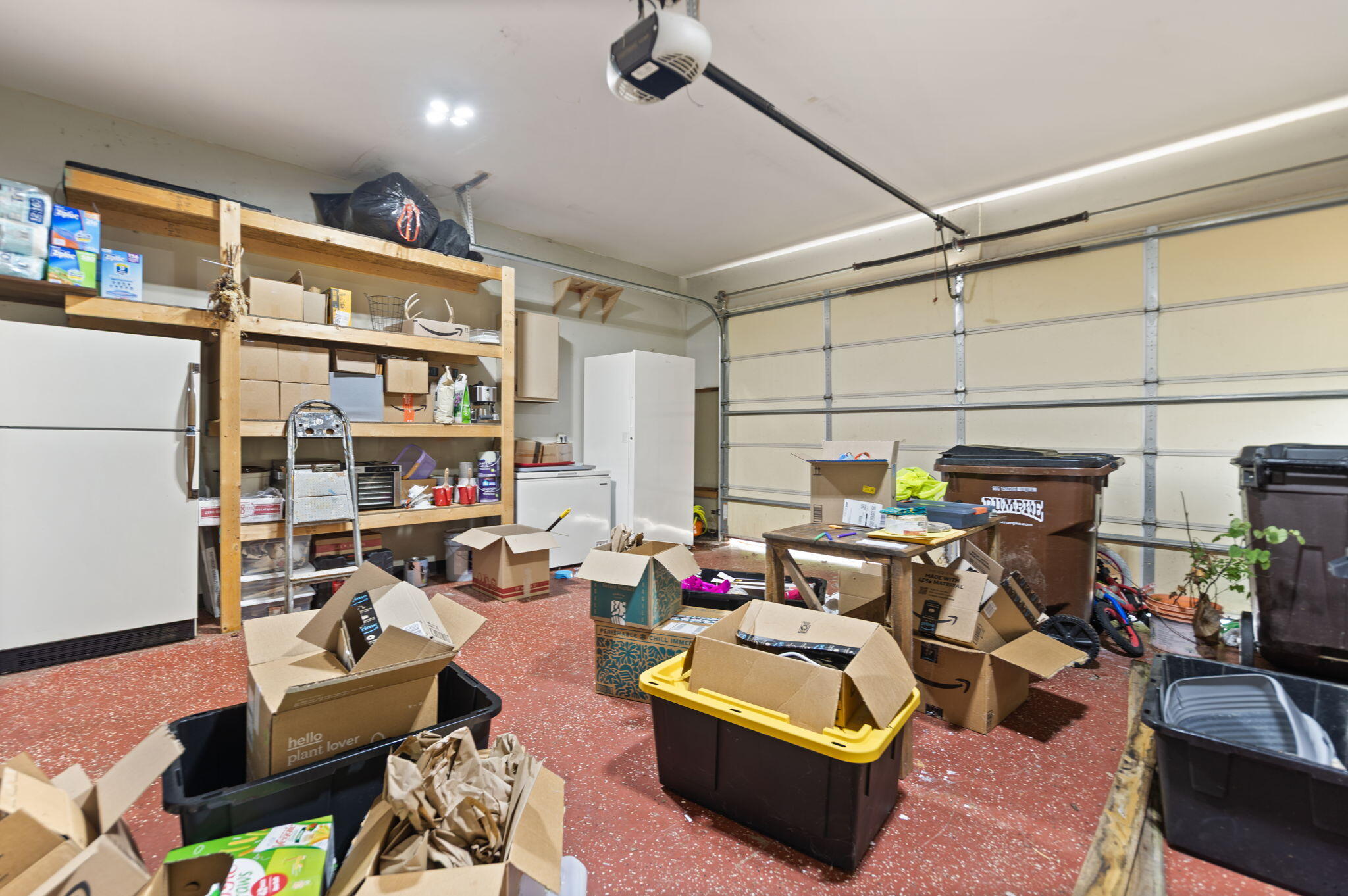 Irvine, Kentucky 40336, United States, 4 Bedrooms Bedrooms, ,4 BathroomsBathrooms,Residential,Pending,173322