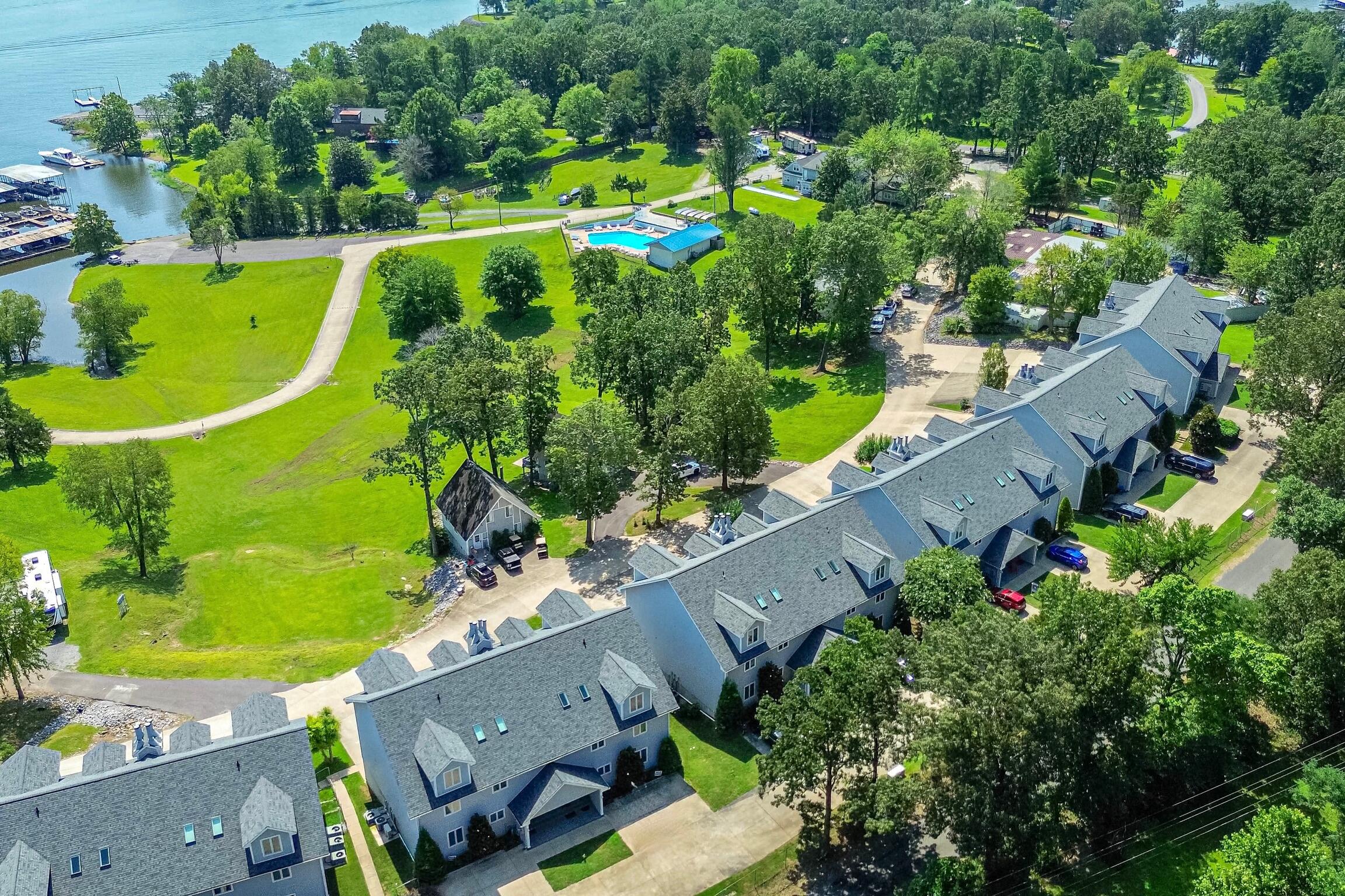 106 Treetops Lane 4B